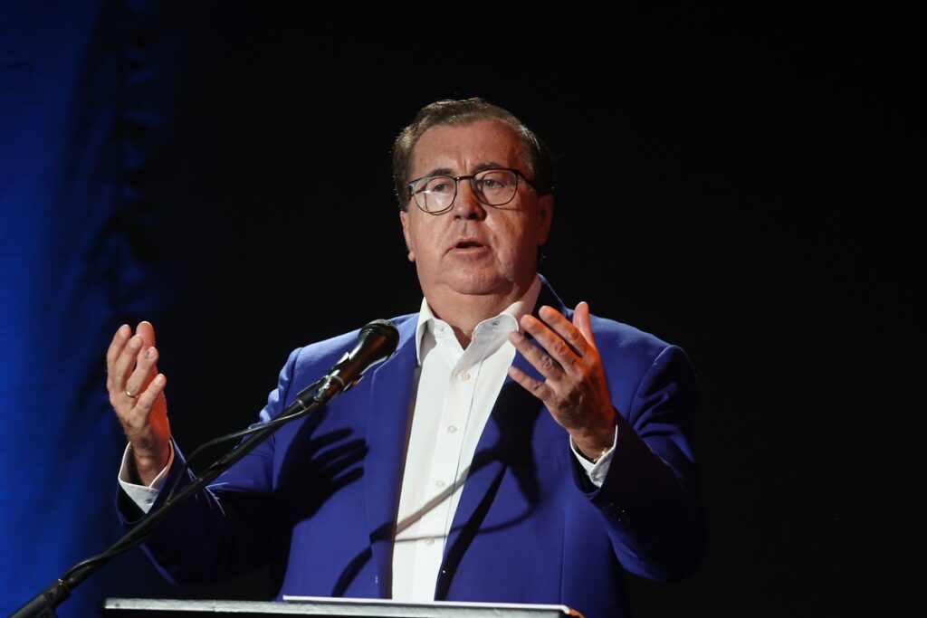 César Pérez Vivas asegura que elecciones serán en octubre