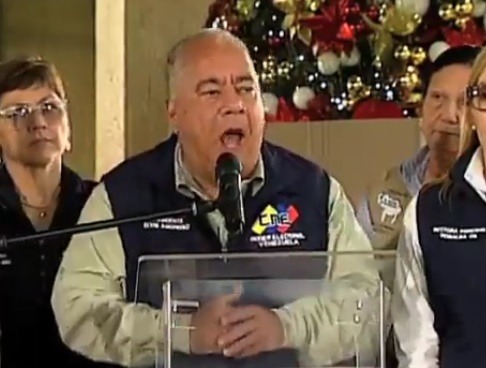 CNE extiende horario de simulacro electoral