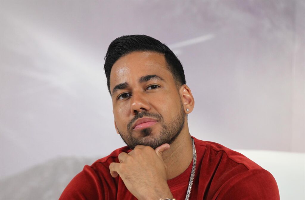 Desmienten suspensión de concierto de Romeo Santos