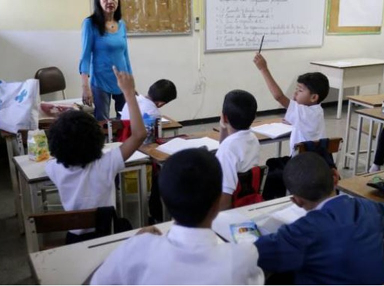 Reinician las clases este 8 de enero