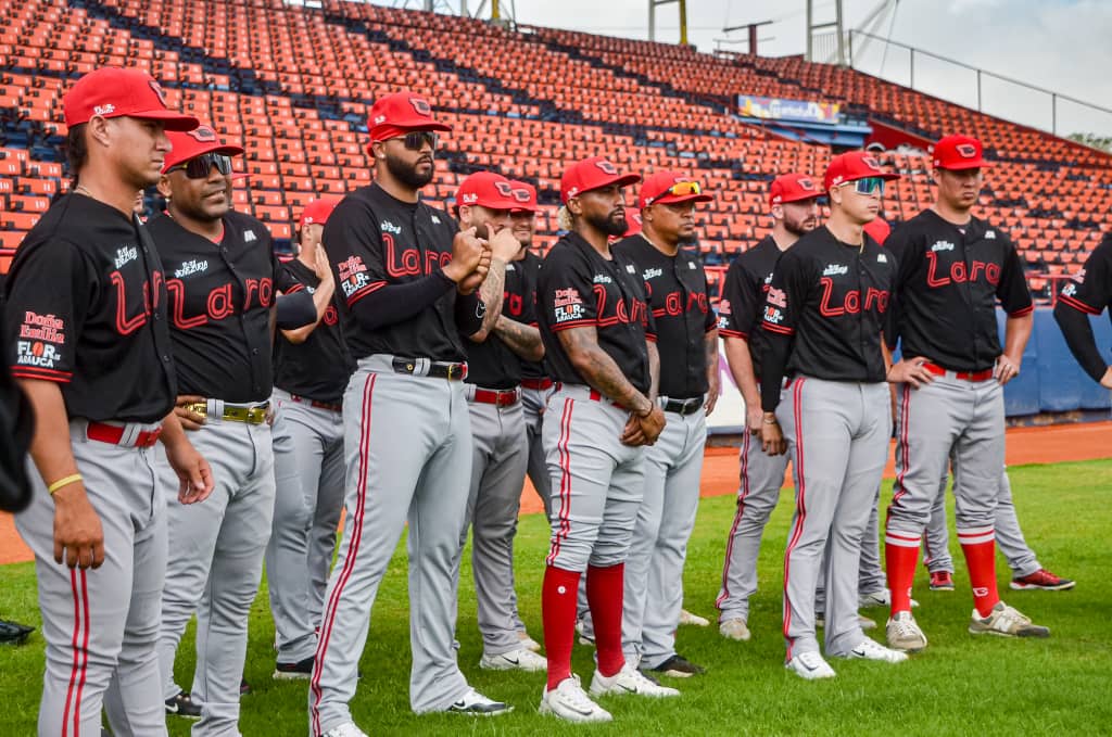 Los pájaros rojos iniciaron la pretemporada 2024-2025.