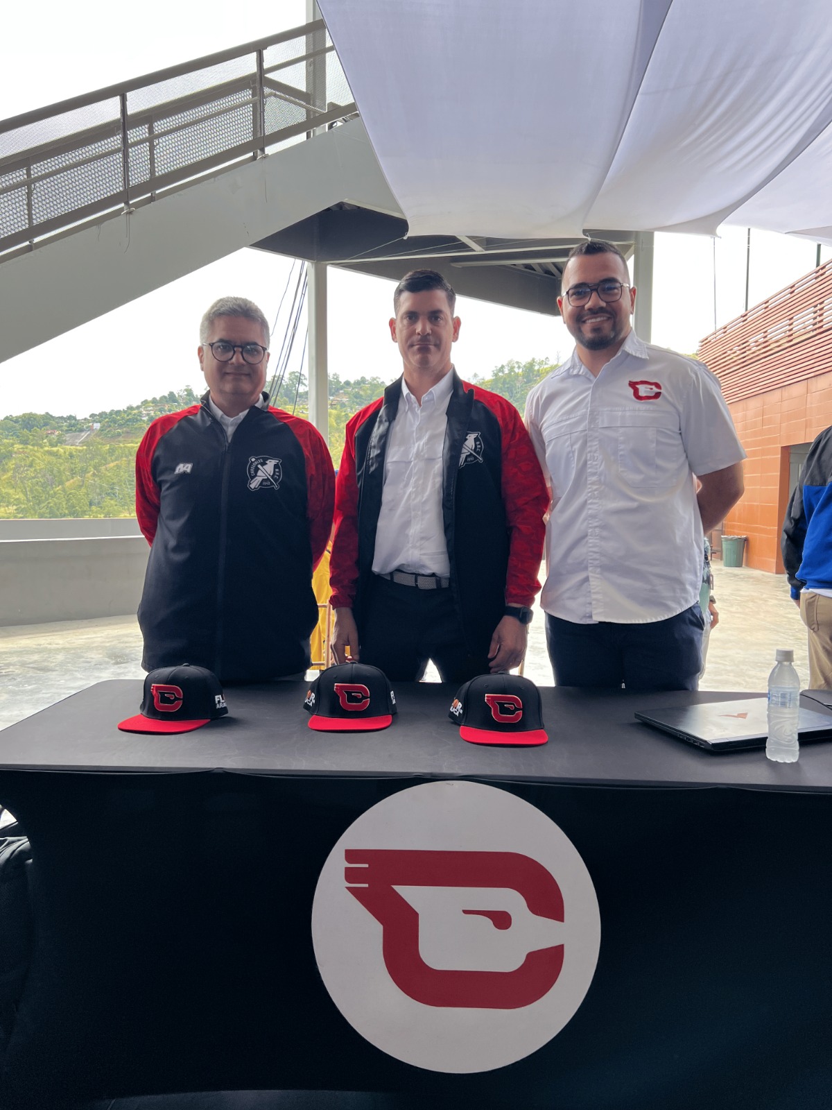 Cardenales fortalece sus filas en el Draft