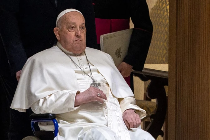 El Papa Francisco en reposo absoluto por bronquitis: ¿Qué sabemos?