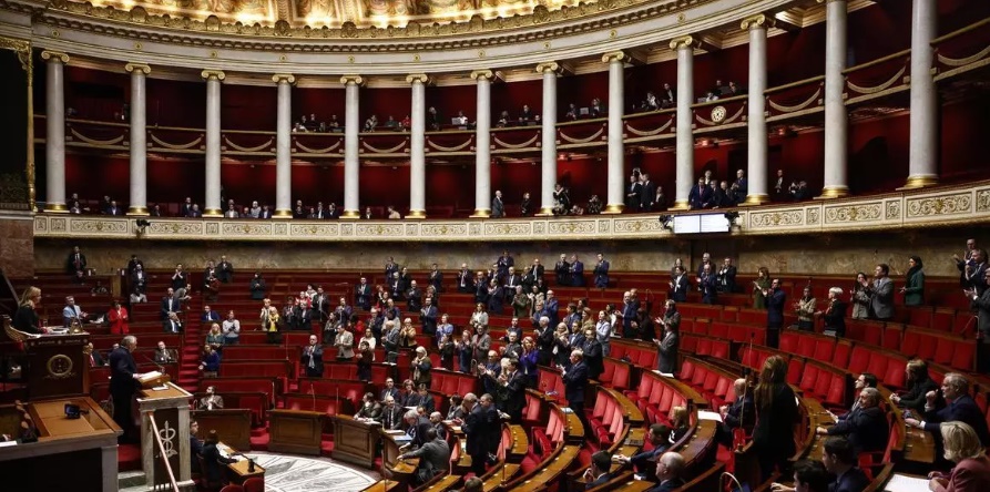 La Asamblea Nacional francesa aprueba la creación de una ley de eutanasia