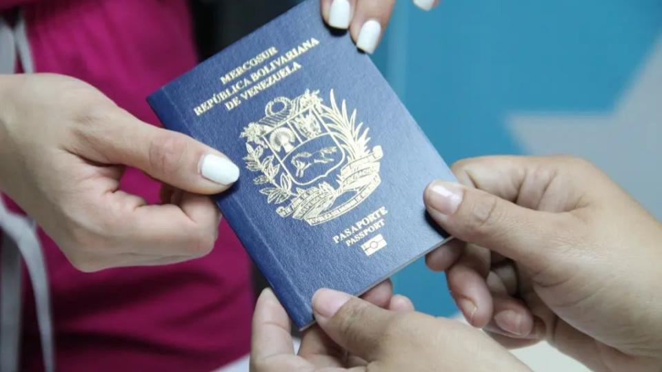 ¿Cuánto cuesta el pasaporte en Venezuela? (Mayo 2025)