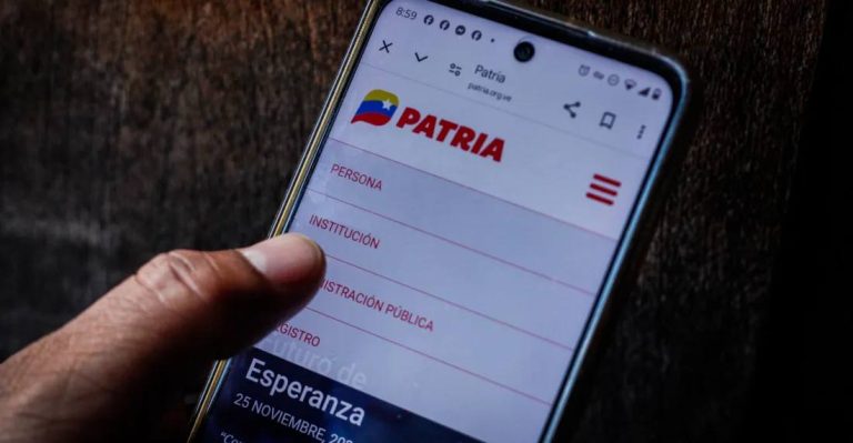 Inicia el pago del Ingreso Contra la Guerra Económica para trabajadores públicos
