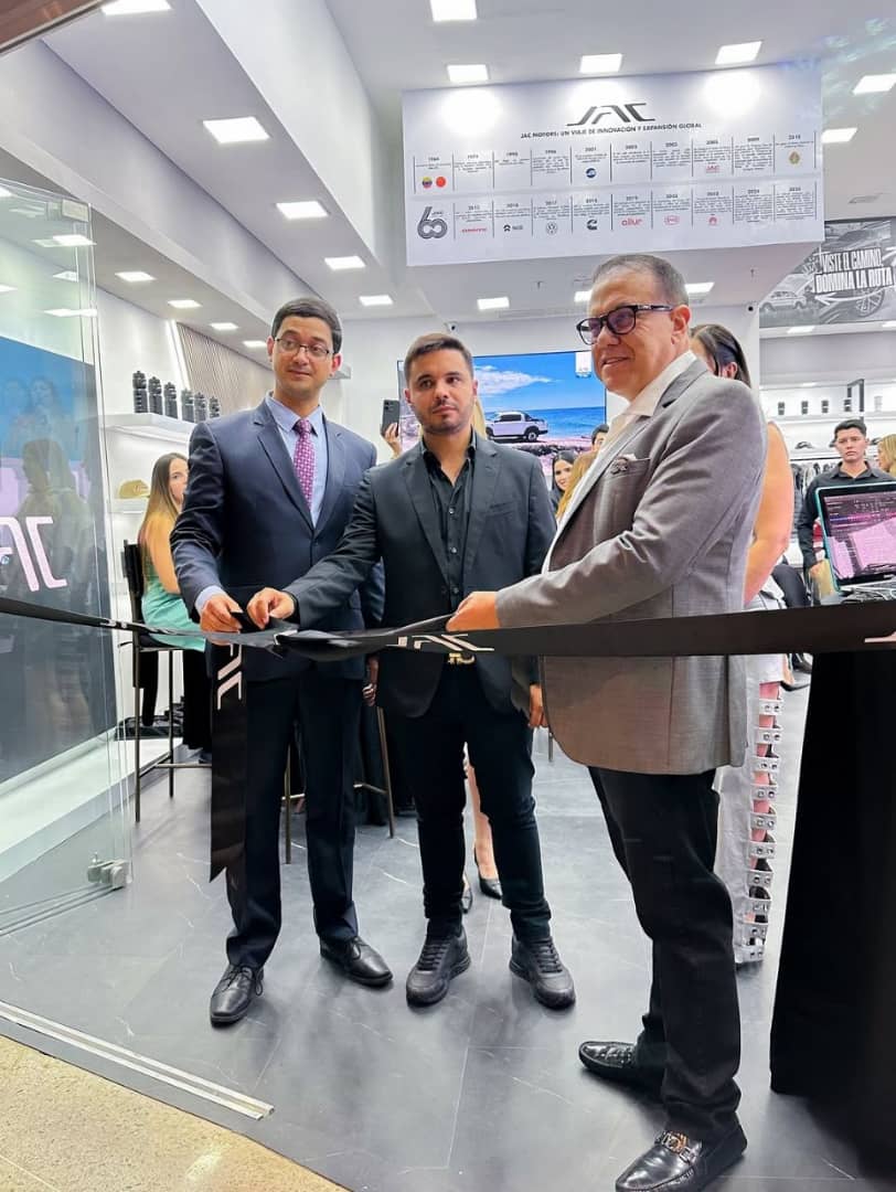 JAC Motors inaugura su vitrina comercial número 30 en Sambil Barquisimeto