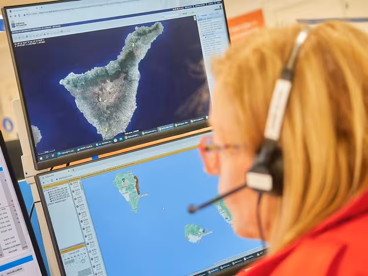 3 muertos y 15 heridos por oleaje en Canarias, España